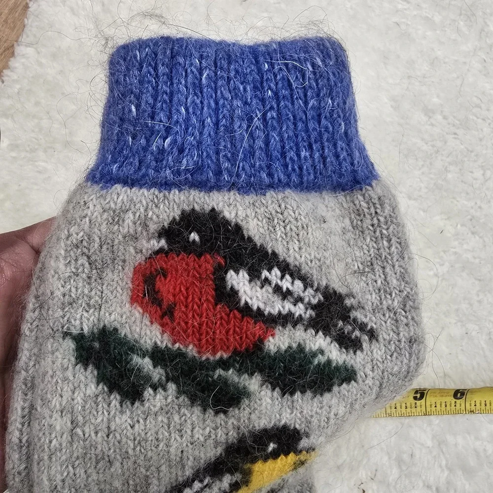 Handmade 100% Natural Goat Down Socks Fuzzy Warm‎ Wool Knitted Bird Motif Large